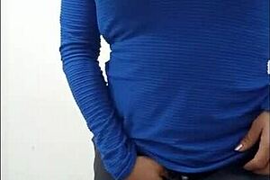 Latina nurse slut makes homemade porn in hospital boss's office