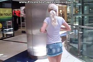 Raunchy Amateur Girlfriend Vid With Blonde Fucked In Toilet