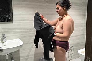 Desi girl Puja Baby enjoys steamy morning shower