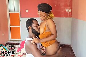 I'm attracted to my best friend's tight pussy