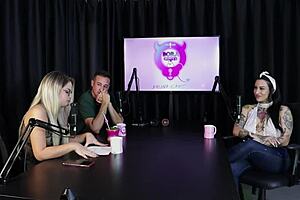 Lexi Mallet Tries Gangbang In Motel With Strangers.