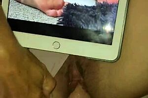 A Little 18+ Afternoon Licking