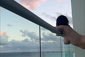 i love strap on sex in cancun