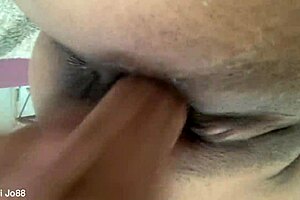 creamy little 18+ bobbi jo88 masturbates with toys close-up