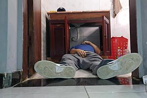 Cuckold Wife Receives Neighbor Plumber In Skirt Without Panties.