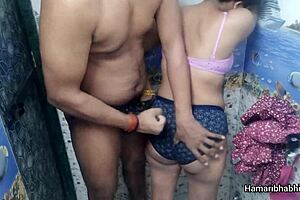 indian bhabhi handjob in bathroom 😘