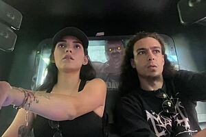 el amigo de mi novio me cobra una apuesta con el culo y me deja lleno de leche lo grabé para el cornudo