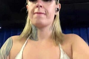 Cardiologist jerks off during my ergometric test, cumming on wet pussy