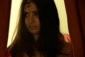 i watch dis lovely brunette dance