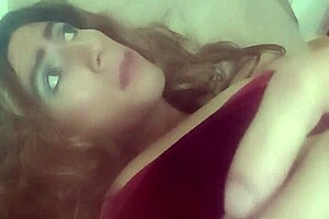 In the movements of these hips lies the pleasure for crossdressing amateurs exploring bisexuality.