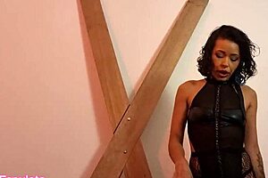 hey, that spurious queen is dominating her disobedient submissive by kicking his balls hard