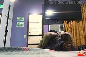 Do you enjoy watching Esther from Chiclayo get her pussy licked in doggystyle during this Peruvian room casting?