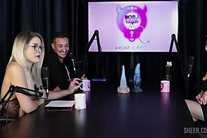 Compilados da Mary Red Queen no bora cast com Bruna Carlos watch on Sheer Red