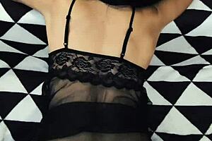 Wow, this milf looks incredibly beautiful and cute in her homemade couple video!