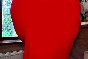 Stepmom With Big Ass Marks Birthday With Stepson Through Deep Anal and Cum on Face!