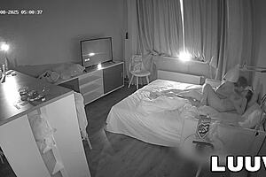 Young 18+ couple enjoys luuv missionary sex together in bedroom at 5 am