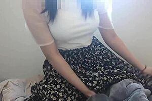 Feeling restless after coming home, did sweet relaxation on the blanket.