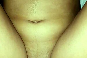 Esposinha, you're so gostosa and safada giving me your bucetinha for teen pussy sex