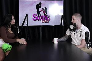 Actor Normally Fails but Doesn't Need Huge Dick, Dislikes Male Menage and Reverse Gangbang - Alemao Sheer Red