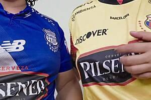 My Barcelona Stepmother Loves Being Fucked By An Emelec Fan