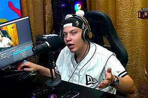 A novinha da PRIVACY AVALIOU o pau do RUAN e tirou a roupa no PODCAST