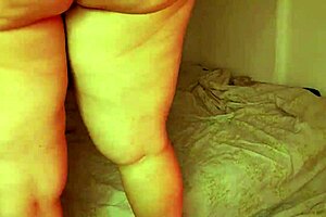 Curvy Vivi Guedez contrasts subtly with busty neighbor's toy vibrator session