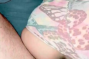 esto si es un buen video casero real por las mañanas me folla y me da su esperma bien espesa