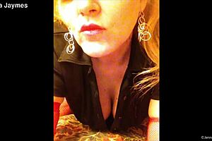 jenna jaymes plays to camera in shorts