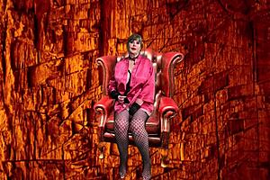 Granny Peggy Sue Pegs and Sucks Cock Before Missionary Fucking to Creampie