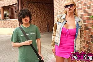 18-Year-Old Dude Learns Hardcore Lessons from 49-Year-Old Cougar Victoria Vera in Bed