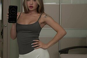 stepsister 15 minutes enough for quick pov cum