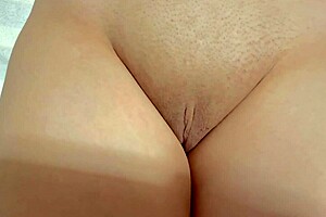 watch this shaved milf pussy 289 days post-virginity close-up fingering
