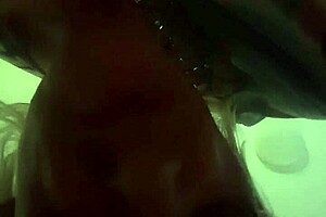 playin my 20cm shecock cum drippin ass