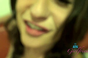 hey isabella looks fine pussy licked cock sucked holiday fun