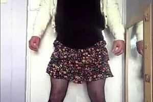 i'm bi crossdressing sissy lovin pee taste swallowin my own never stoppin part 2