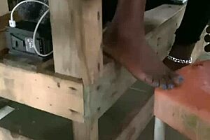 Slim waist puffy pussy bitch flashes big clit at beach for everyone