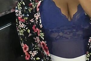 while i wash dishes my perverted step-nephew fucks my big latina ass