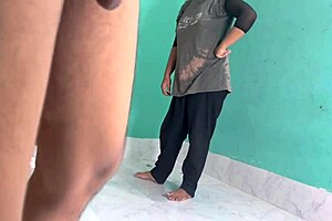 bangladeshi bhabhi rides boyfriend's cock cowgirl with big ass bouncing 💦🍑