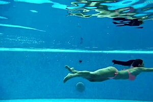 hey hungarian babe swims naked teasing by the pool