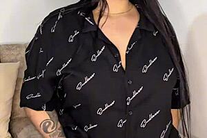 imagine stuffing these pearls from my lingerie deep into my fat curvy college pussy huh?