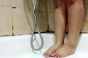 Chubby Asian Barefoot Solo for Foot Fetish Lovers