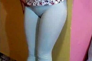 me fui a coger con amigo regreso llena de leche esposo me bate!