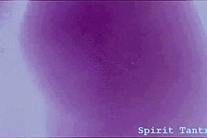 PUERTO RICAN TEEN LICKS PUSSY CLOSE-UP ORAL TANTRA!