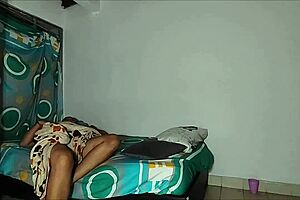 hot latina drops towel naked stepsis fuck quickie