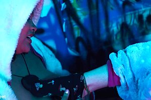 lesbian babe licks girlfriend's fat feet toes barefoot worship