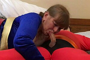 Super Granny Sucks Mr Incredible Cock Deep?