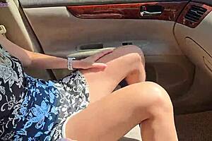 i cum hard from remote vibrator in park flashing my wet pussy