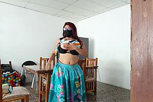 naughty maid spreads tight pussy for daddy 😈🍑💦