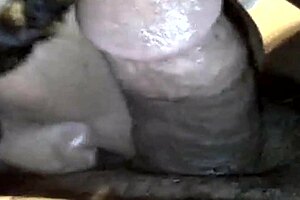 chocolate spinner deepthroats big black cock at hospital