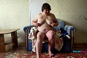 hey wanna see this russian chubby wife finger her fat pussy?